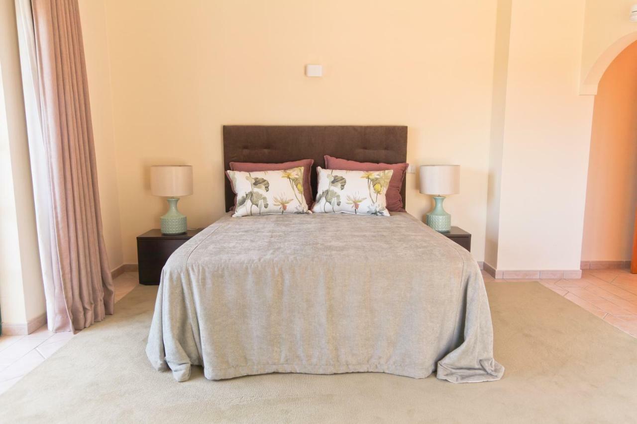 פארו Charming Exceptional Golf Villa In Algarve מראה חיצוני תמונה